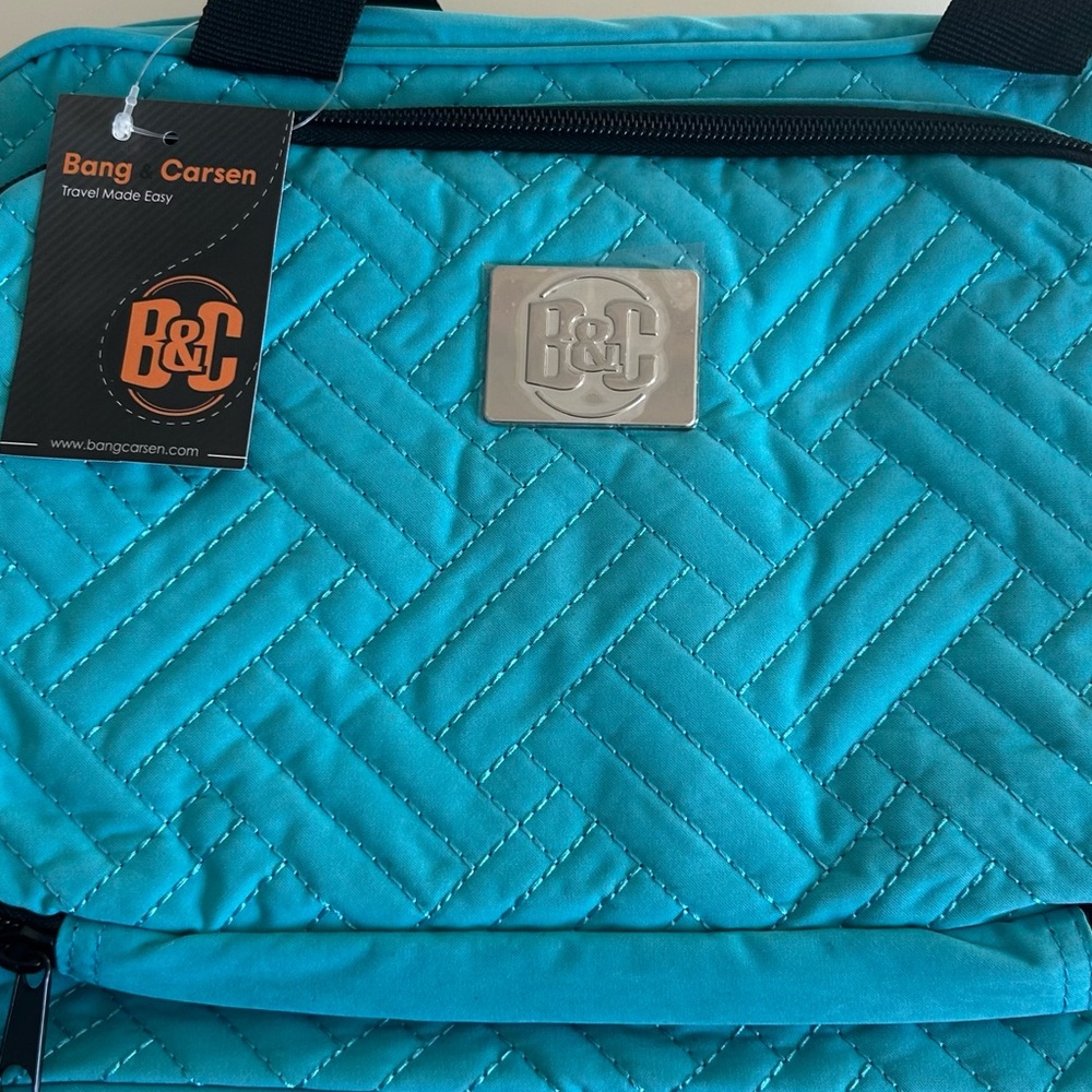 NWT Bang & Carsen Large Travel Bag with Hook Turquoise 12"L x 4"W x 9"H - Picture 6 of 11